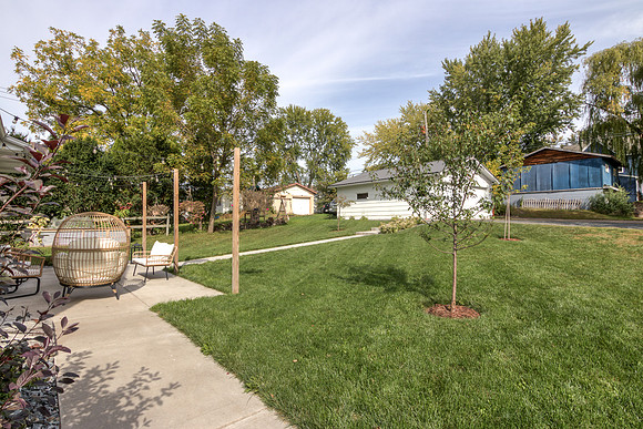 19 - Backyard-8