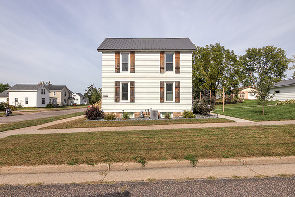 20 - Exterior-4