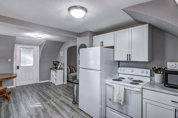 03 - Kitchen-5