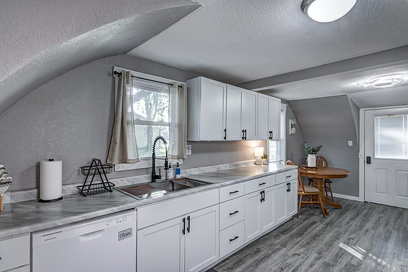 03 - Kitchen-4