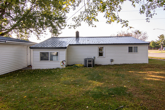 19 - Backyard-1