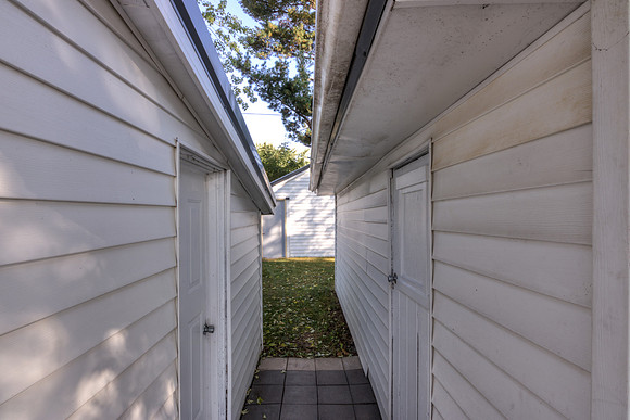 19 - Backyard-7