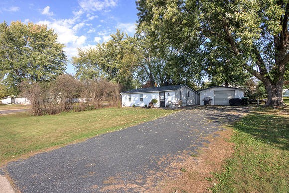 20 - Exterior-3