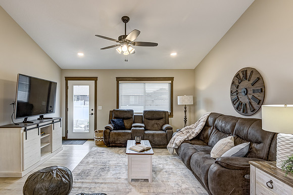 02 - Living Room-2