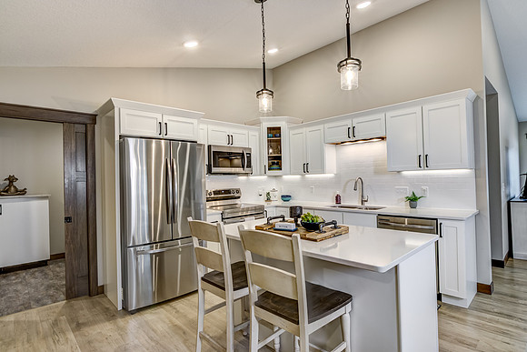 03 - Kitchen-3