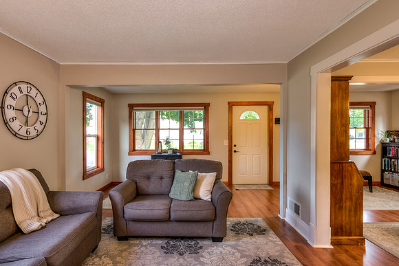 02 - Living Room-3
