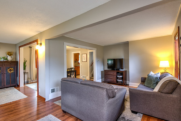 02 - Living Room-2