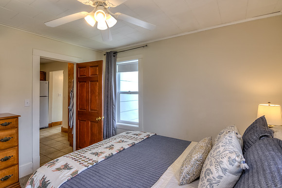 10 - Main Level Bedroom - 1-2