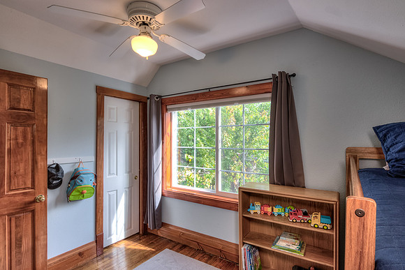 11 - Upper Level Bedroom - 3-2