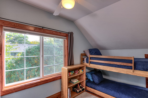 11 - Upper Level Bedroom - 3-1