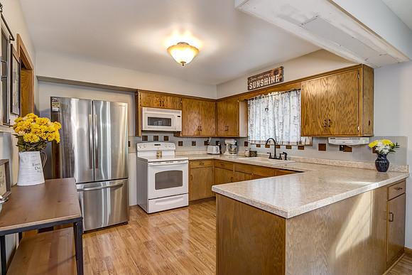 03 - Kitchen-1