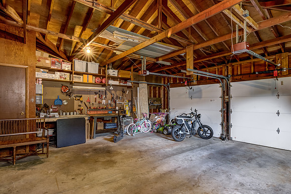 17a - Garage-1