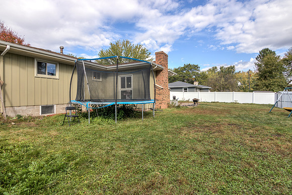 19 - Backyard-7