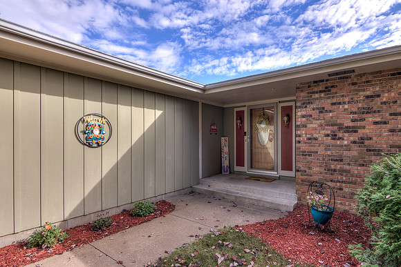 20 - Exterior-1