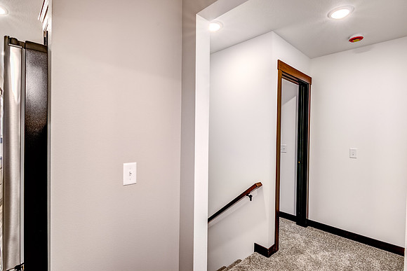 16A - Interior-1