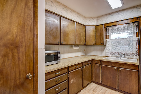 03 - Kitchen-3