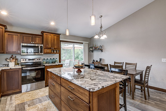 03 - Kitchen-2