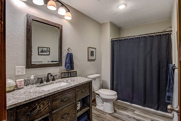 12b - Bathroom-4