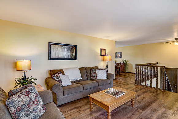 02 - Living Room-3