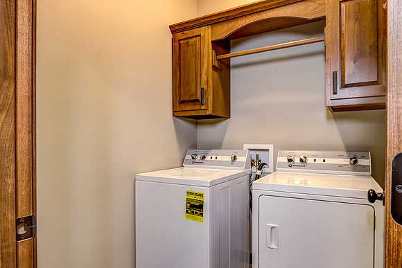 15 - Laundry-1