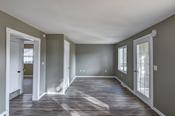 02 - Living Room-3