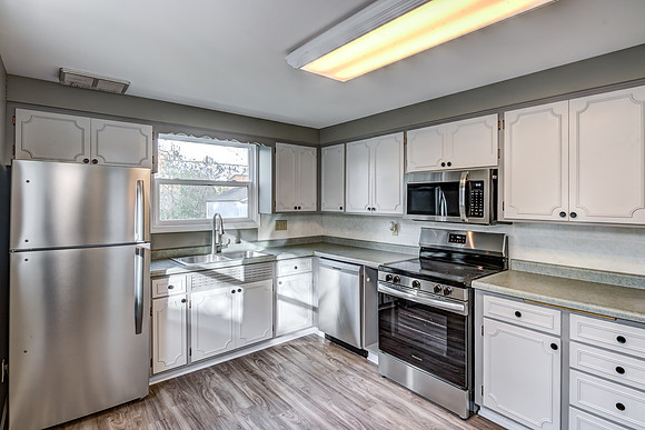 03 - Kitchen-6