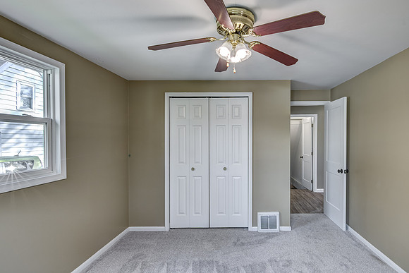 10 - Main Level Bedroom - 1-2