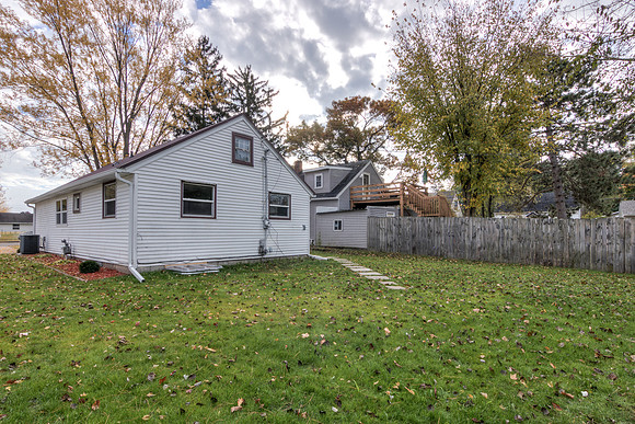 19 - Backyard-2