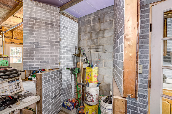 17a - Garage-5