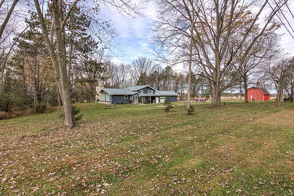 19 - Backyard-04