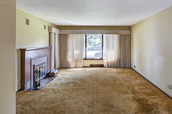 02 - Living Room-1