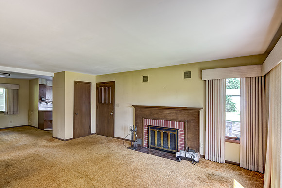02 - Living Room-5