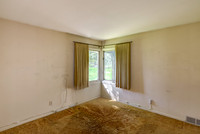 10 - Main Level Bedroom - 1-1