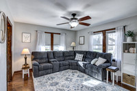 02 - Living Room-3