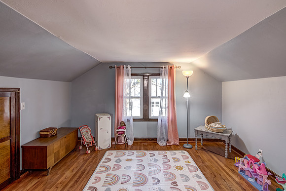 11 - Upper Level Bedroom - 1-1