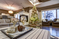 02 - Living Room-08-3