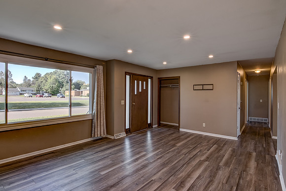 02 - Living Room-2