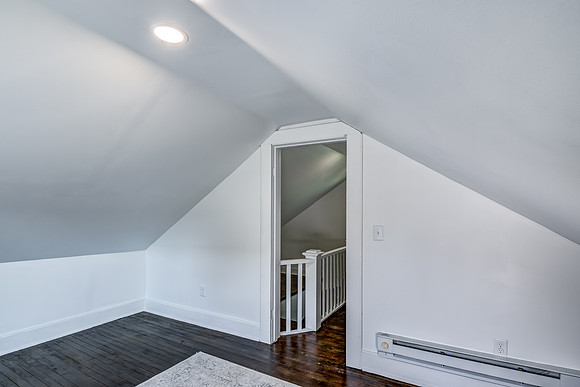 11 - Upper Level Bedroom - 1-2