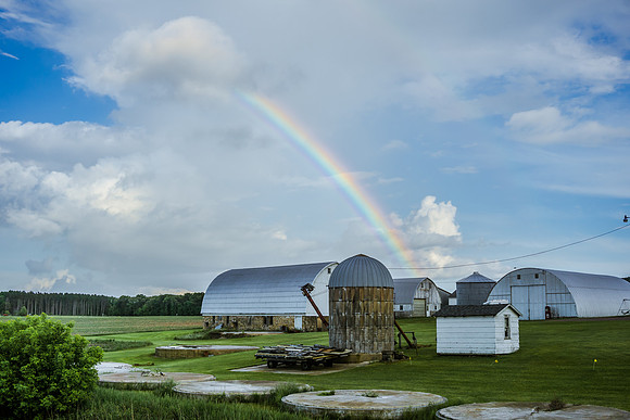 TA BARNS-02