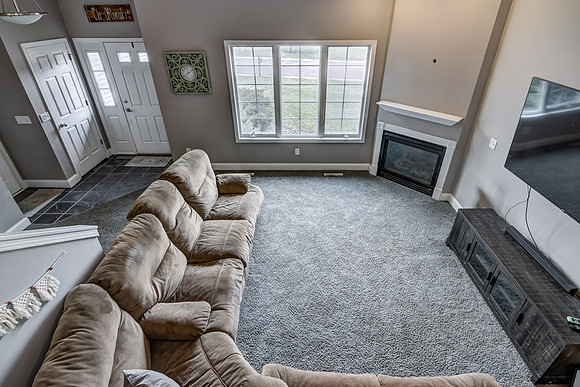 02 - Living Room-5-Edit