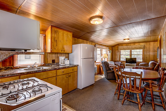 03 - Kitchen-2