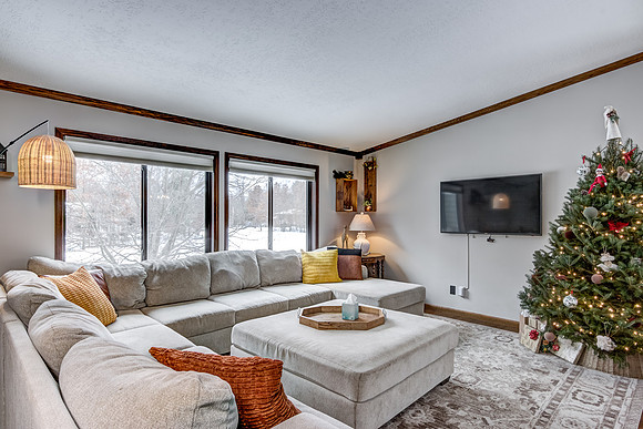 02 - Living Room-2