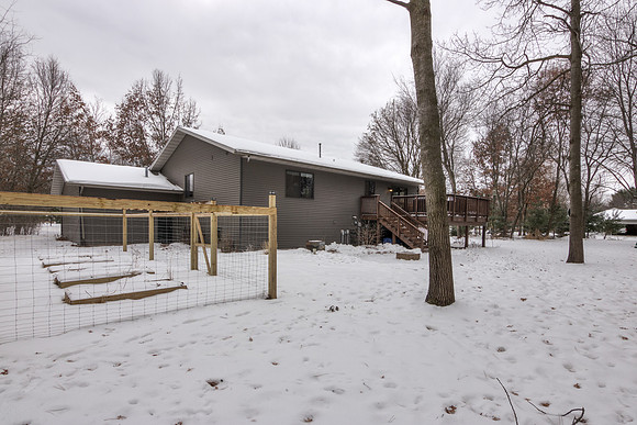 19 - Backyard-08