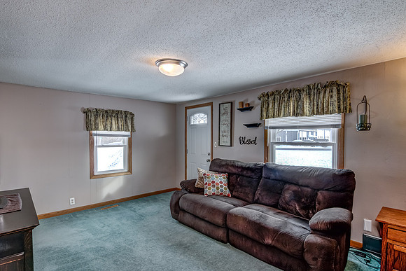 02 - Living Room-5