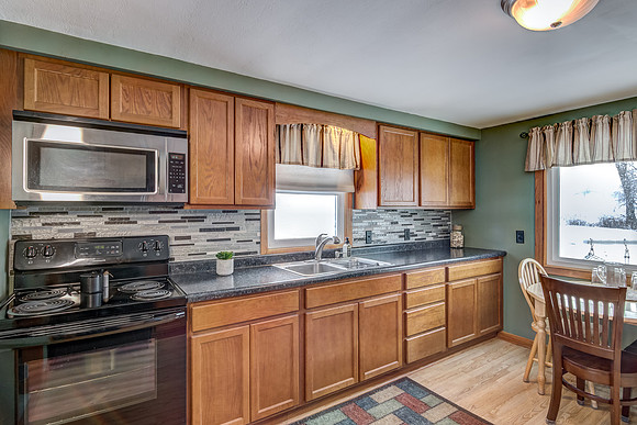 03 - Kitchen-1