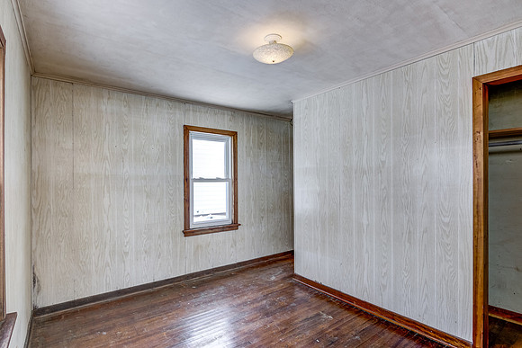 10 - Main Level Bedroom - 2 -3