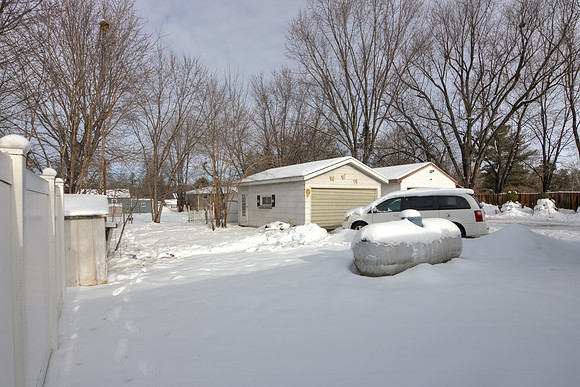 19 - Backyard-03