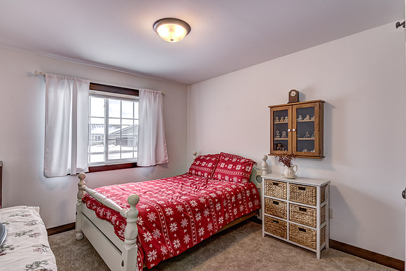 10 - Main Level Bedroom - 1-1