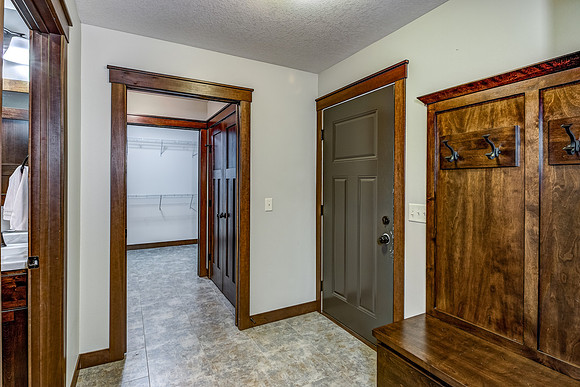 16A - Interior-2