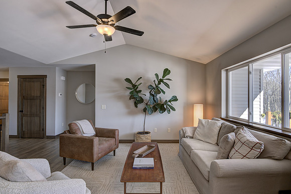 02 - Living Room-4